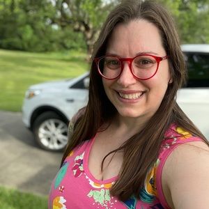 Meet your Posher, Kari